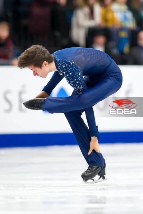 Ice Gallery Skates U.S.